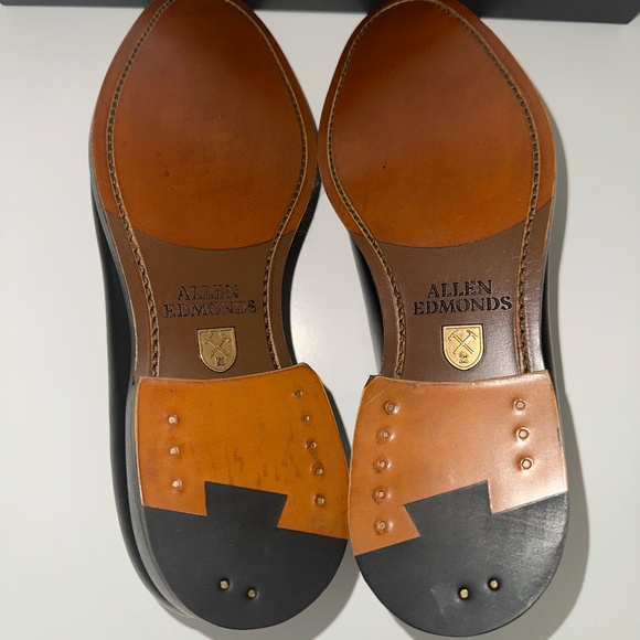 Allen Edmonds Morrison Reserve Whole-cut Oxford Dress Shoe new in box (NIB)